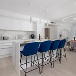 Hadrie Luxury And Krk דירה