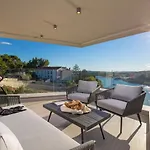 Hadrie Luxury And Krk דירה קרק