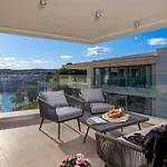 Hadrie Luxury And Krk דירה *